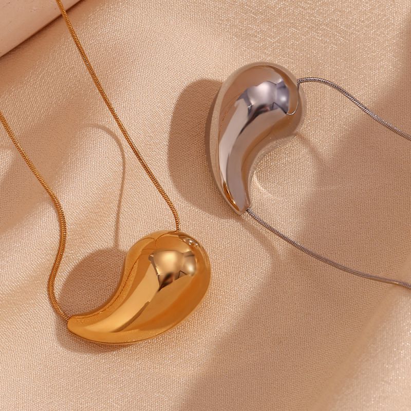 Gold-plated Stainless Steel Hollow Water Drop Necklace